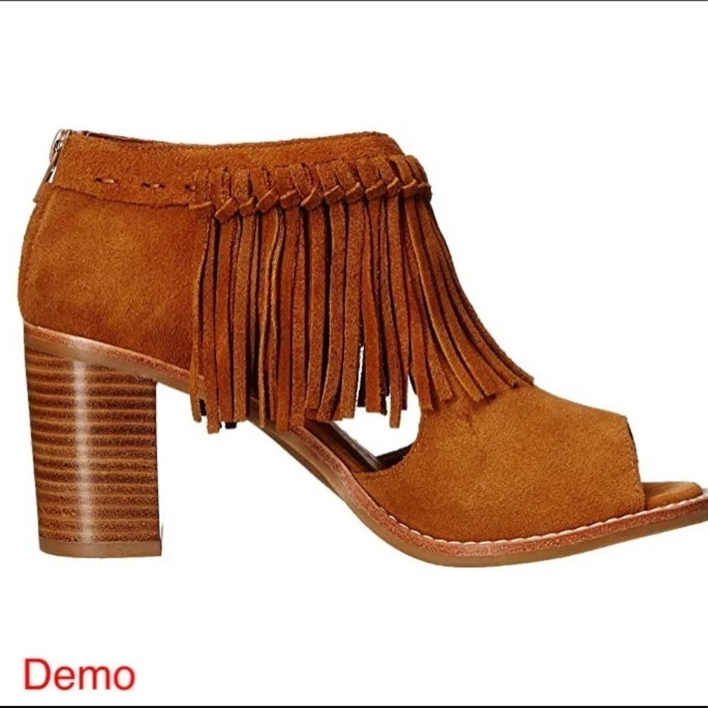 Sbicca Vintage Collection, Hickory, EUC - Picture 4 of 9